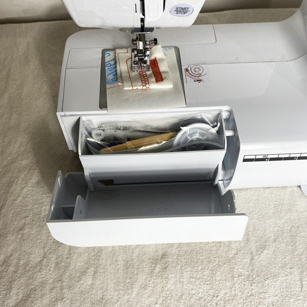 JUKI<br> HZL-80HP-B - Atelier de la Machine à Coudre