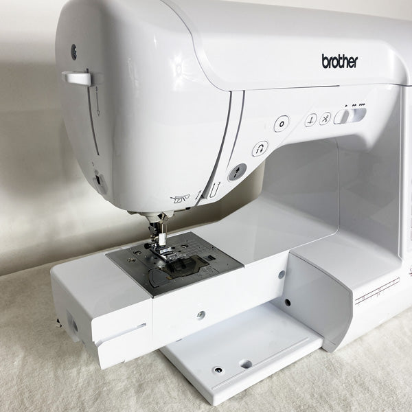 BROTHER<br> Innovis F400 - Atelier de la Machine à Coudre