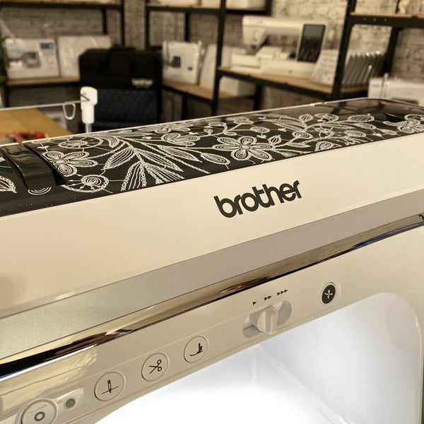 BROTHER<br> Luminaire Innovis XP3