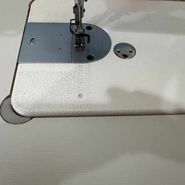 Machine à coudre Juki DDL-8000A en occasion