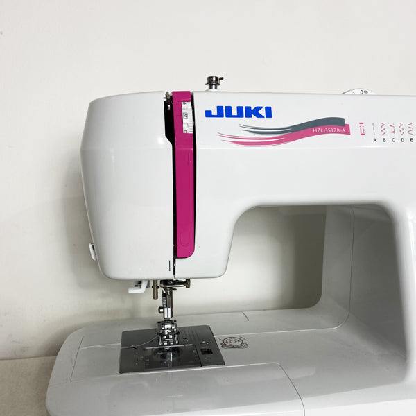 JUKI<br> HZL-353ZR - Atelier de la Machine à Coudre