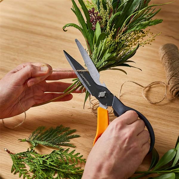 Ciseaux multifonction Fiskars<br>  Cuts+More 23 cm