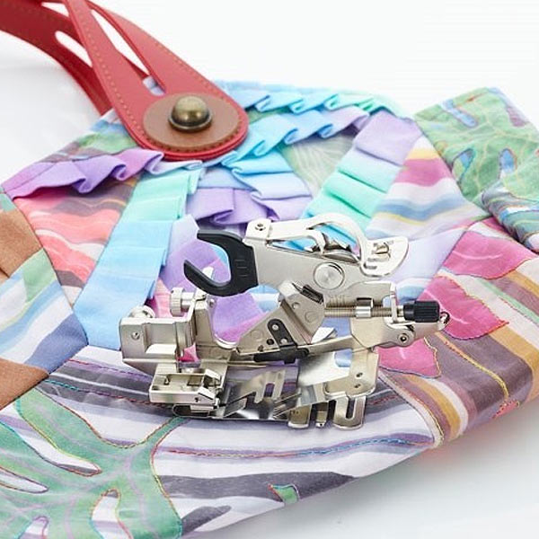 Pied-de-biche plisseur <br> Brother - Atelier de la Machine à Coudre