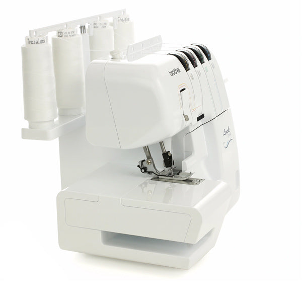 Surjeteuse Brother<br> 2104D - Atelier de la Machine à Coudre